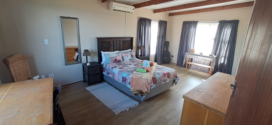 Bedroom Property for Sale in Winterstrand Eastern Cape
